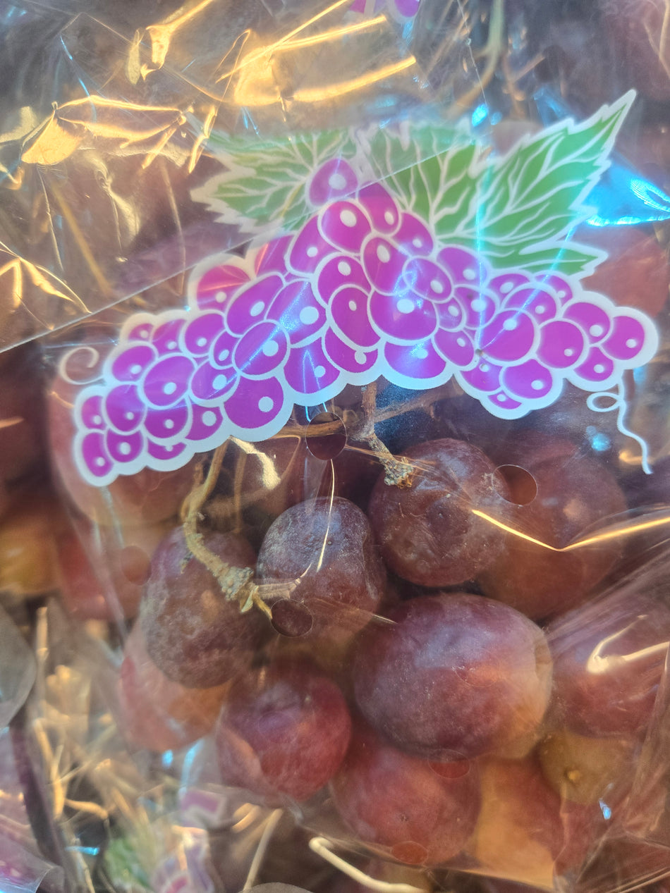 Red Seedless Grapes